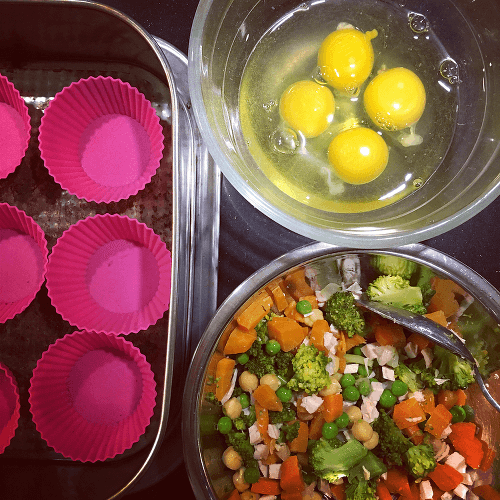 babeczki jajeczne z warzywami