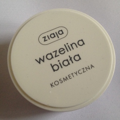 wazelina biala-ochrona ust (1)