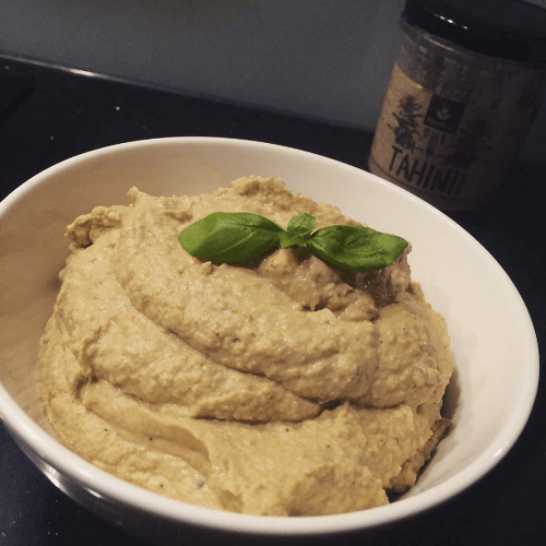 hummus z suszonymi pomidorami